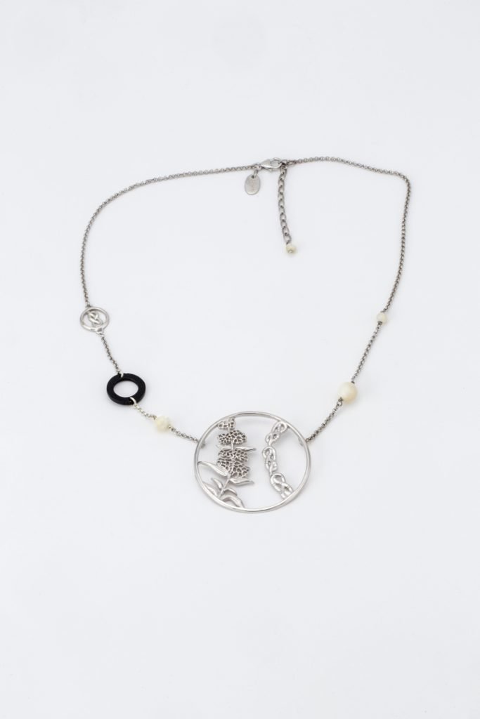 Collier "Gentiane et entrelacs"