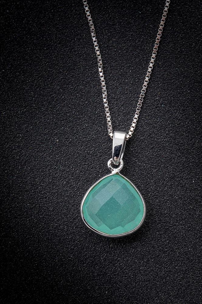 Pendentif "Petite calcédoine vert pacifique"
